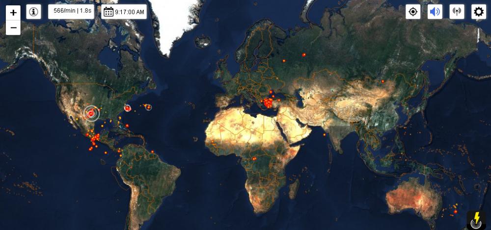 Blikseminslagen wereldwijd in real time | screenshot van www.lightningmaps.org