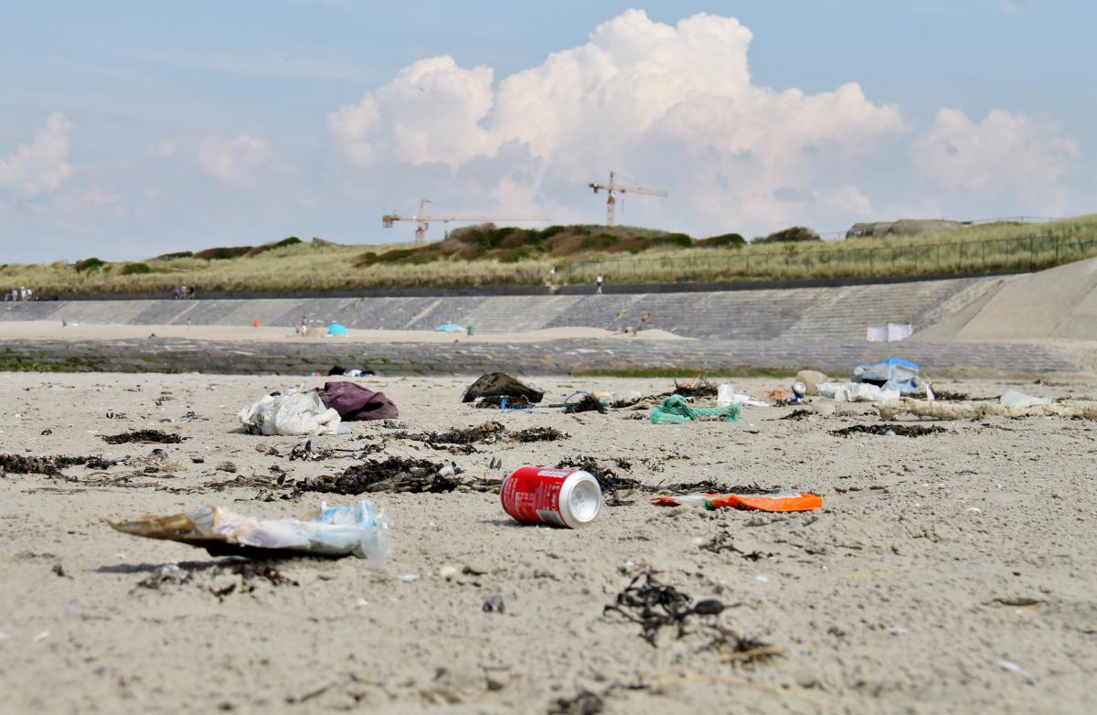 Afval op strand | © VLIZ, Leontien De Wulf