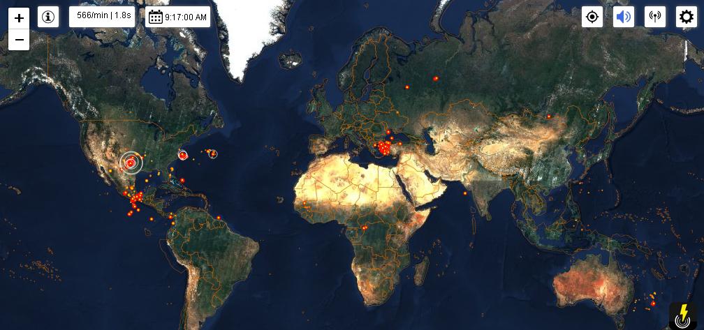 Blikseminslagen wereldwijd in real time Blikseminslagen wereldwijd in real time | screenshot van www.lightningmaps.org